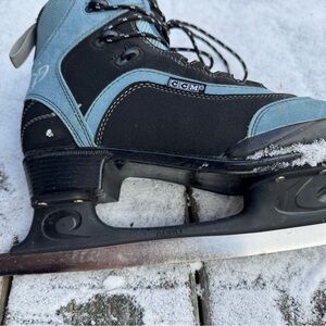 Women’s Ice Skates - size 10